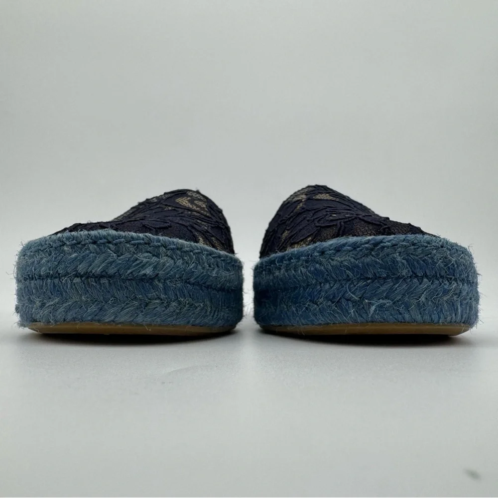 Stuart Weitzman Meshuga Navy Blue Floral Lace Espadrille Flats Size 5.5-6
